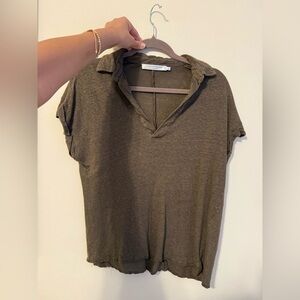 Weekend V-Neck Polo Tee in Olive